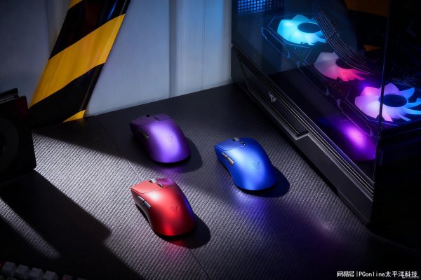 中博证券 750h续航最快按键速度，稳若锁定——雷柏VT7系列电竞鼠标图赏